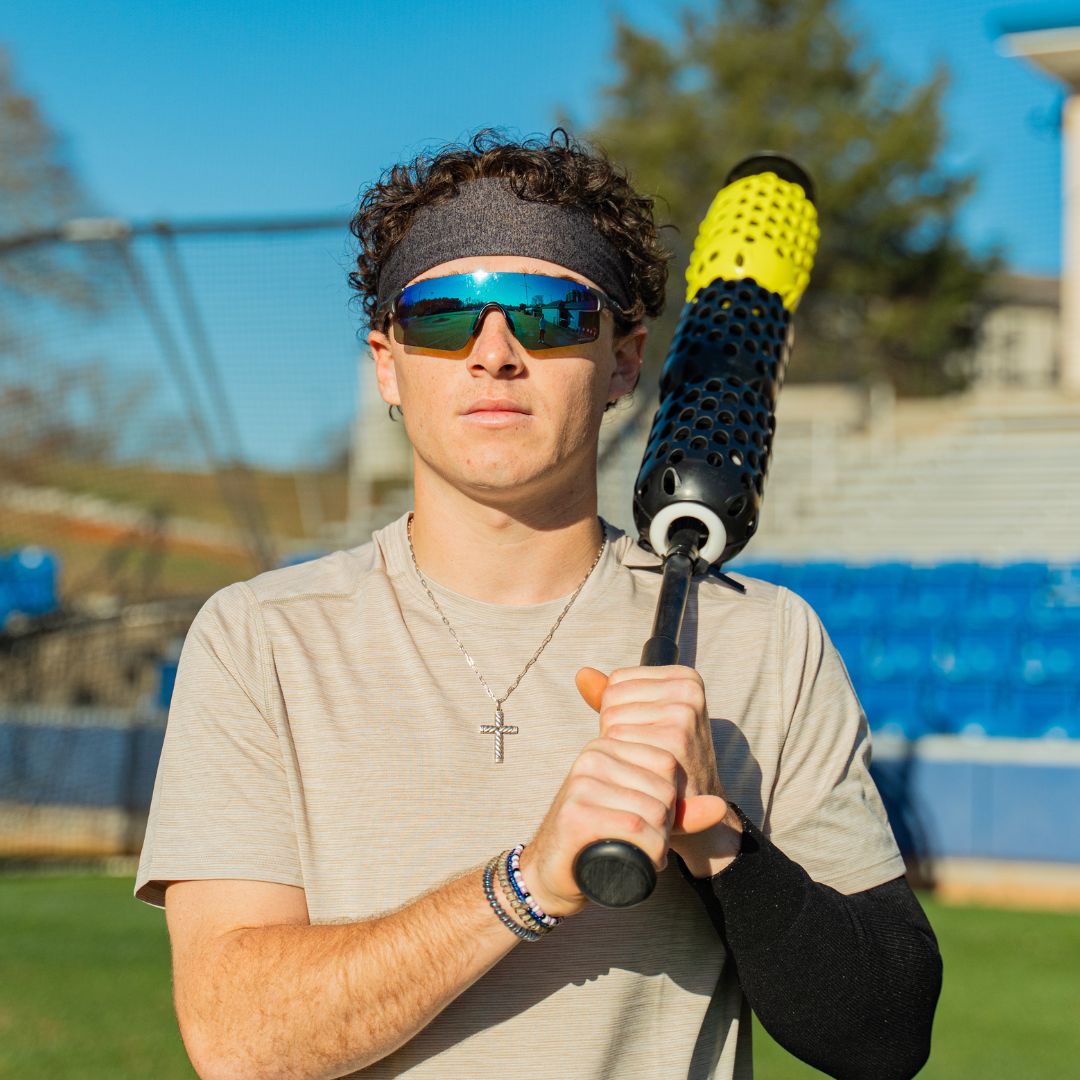 AERO-BAT WITH AERO-BALLS Baseball/Softball Swing Speed Trainer and On-Deck Warm Up Device