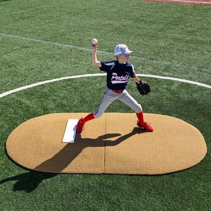 Pitching on a 6" Two-Piece Game Mound