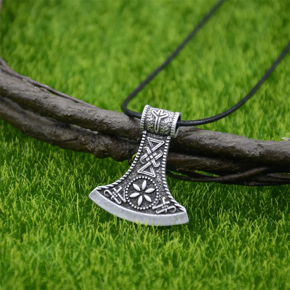 Slavic Perun Axe Kolovrat Pendant Runic Rune ALGIZ Talisman Pagan Scan