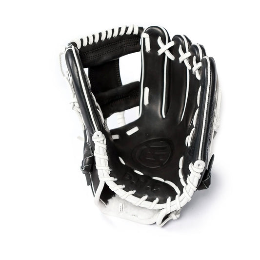 Infield baseball glove with shallow pocket for quick transfers and control