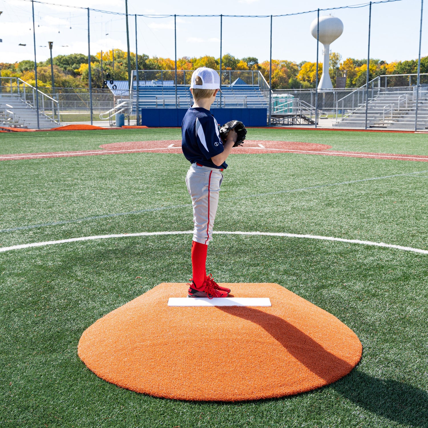 Pitching practicing on a 6" Stride Off Game Mound